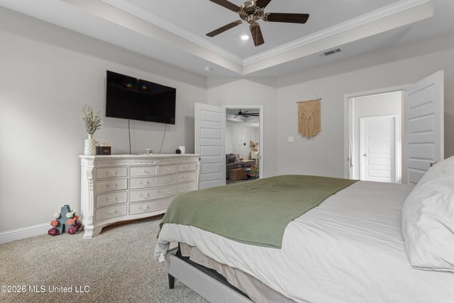 5297 South Street, Ocean Springs, MS 39564