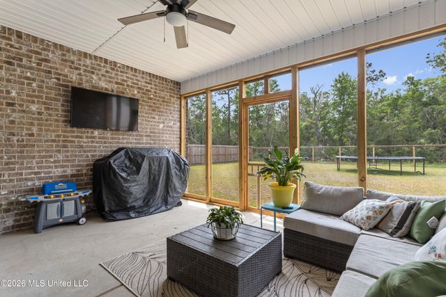 5297 South Street, Ocean Springs, MS 39564