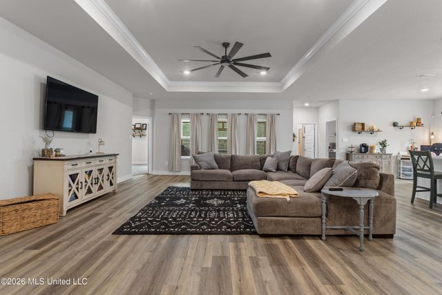 5297 South Street, Ocean Springs, MS 39564