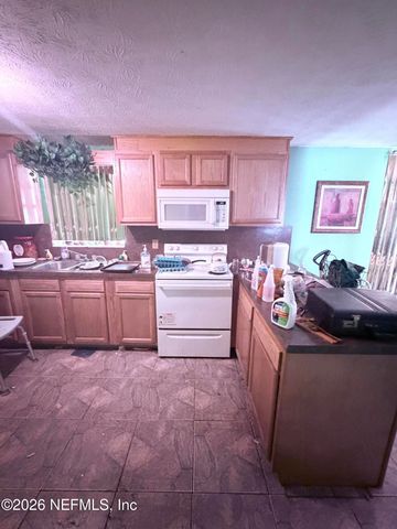 7019 WELLAND Road, Jacksonville, FL 32209