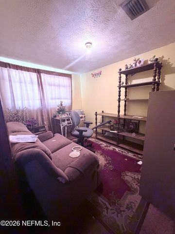 7019 WELLAND Road, Jacksonville, FL 32209