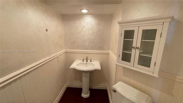 4000 Island Blvd 1105, Aventura, FL 33160