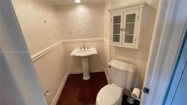 4000 Island Blvd 1105, Aventura, FL 33160