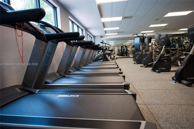 4000 Island Blvd 1105, Aventura, FL 33160