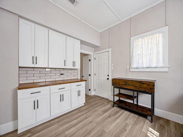 917 W Sears Street, Denison, TX 75020