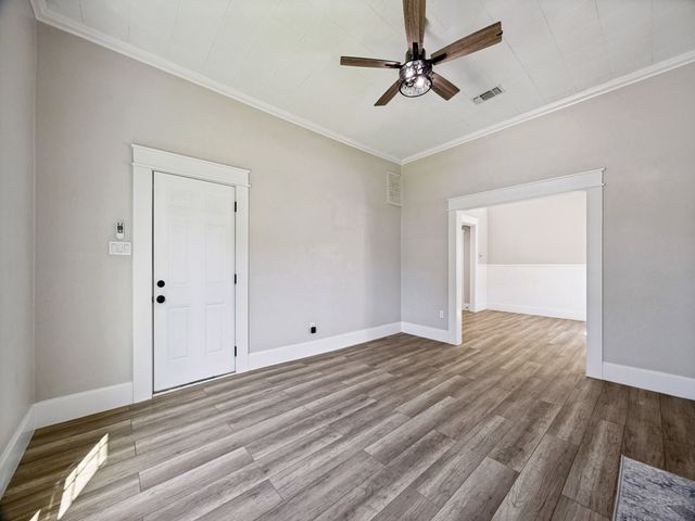 917 W Sears Street, Denison, TX 75020