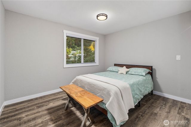 5914 43rd Avenue NW, Gig Harbor, WA 98335