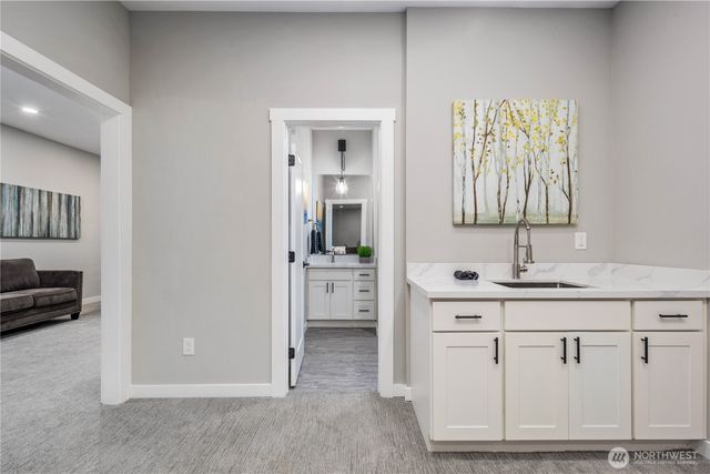 5914 43rd Avenue NW, Gig Harbor, WA 98335