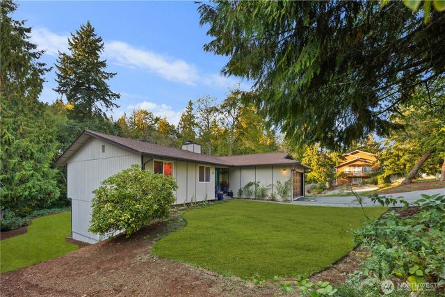 5914 43rd Avenue NW, Gig Harbor, WA 98335