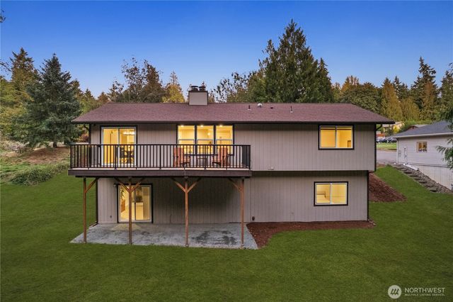 5914 43rd Avenue NW, Gig Harbor, WA 98335