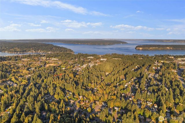 5914 43rd Avenue NW, Gig Harbor, WA 98335