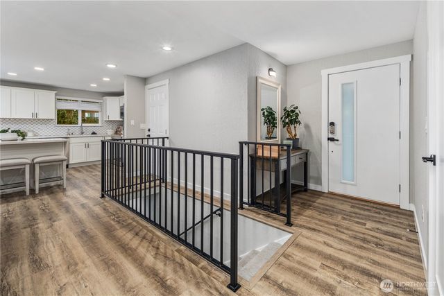 5914 43rd Avenue NW, Gig Harbor, WA 98335