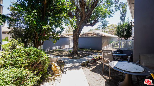 4030 Abourne Road C, Los Angeles, CA 90008