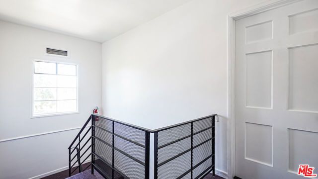 4030 Abourne Road C, Los Angeles, CA 90008