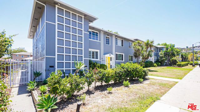 4030 Abourne Road C, Los Angeles, CA 90008