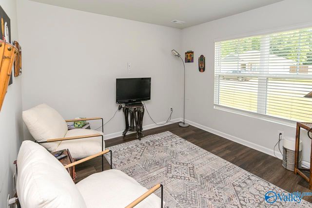 105 Syd Road, Owens Cross Roads, AL 35763