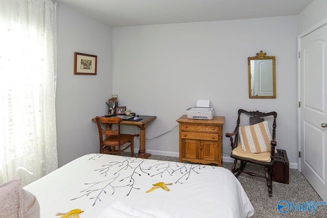 105 Syd Road, Owens Cross Roads, AL 35763