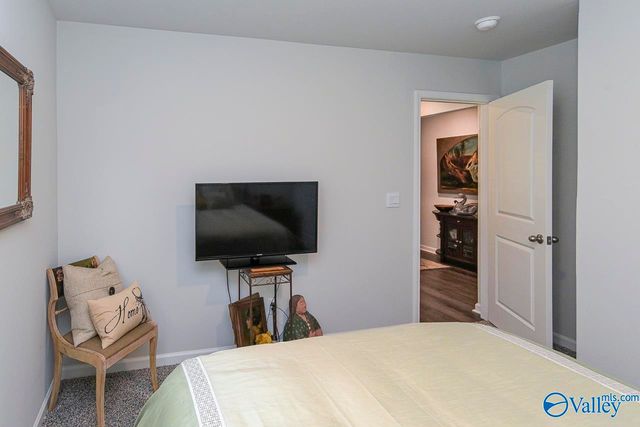 105 Syd Road, Owens Cross Roads, AL 35763