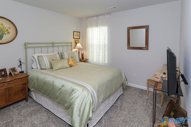 105 Syd Road, Owens Cross Roads, AL 35763
