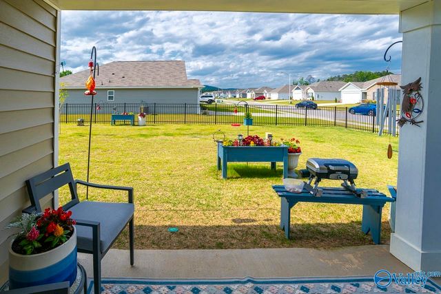 105 Syd Road, Owens Cross Roads, AL 35763