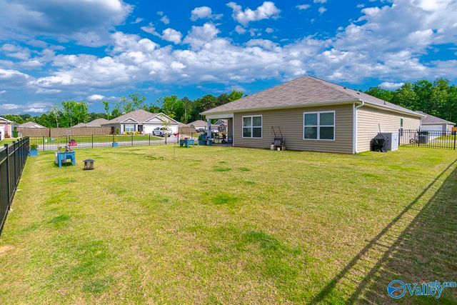 105 Syd Road, Owens Cross Roads, AL 35763