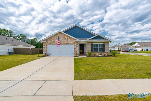 105 Syd Road, Owens Cross Roads, AL 35763