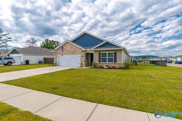 105 Syd Road, Owens Cross Roads, AL 35763