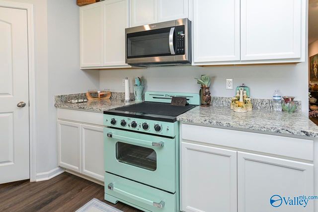 105 Syd Road, Owens Cross Roads, AL 35763