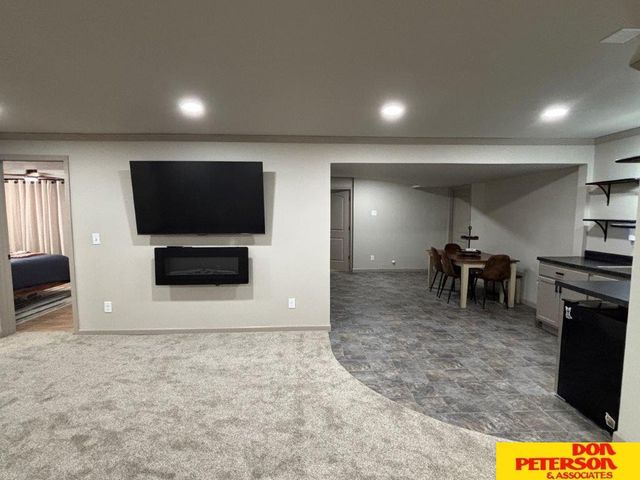 106 S Cedar Avenue, Hartington, NE 68739