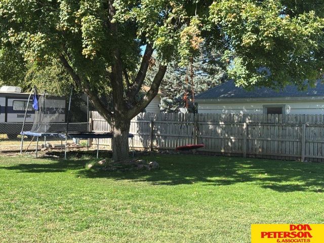 106 S Cedar Avenue, Hartington, NE 68739