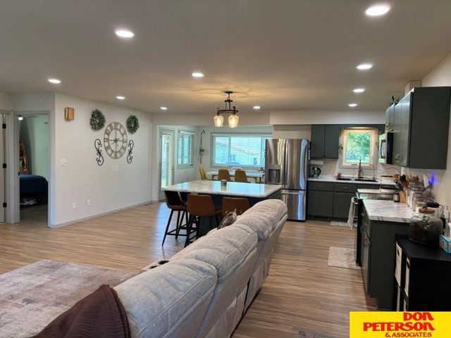 106 S Cedar Avenue, Hartington, NE 68739