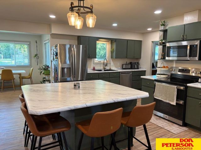 106 S Cedar Avenue, Hartington, NE 68739