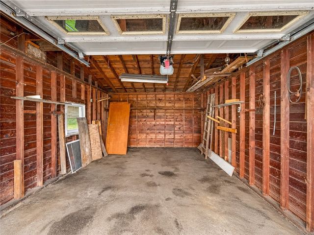 793 Westchester Avenue, Irondequoit, NY 14609