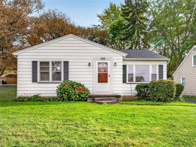 793 Westchester Avenue, Irondequoit, NY 14609
