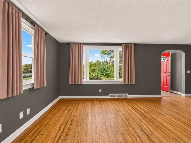 793 Westchester Avenue, Irondequoit, NY 14609
