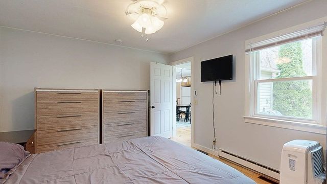 8 Juniper St, West Brookfield, MA 01585