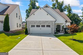 65 Georgian Oaks Court, Newnan, GA 30265