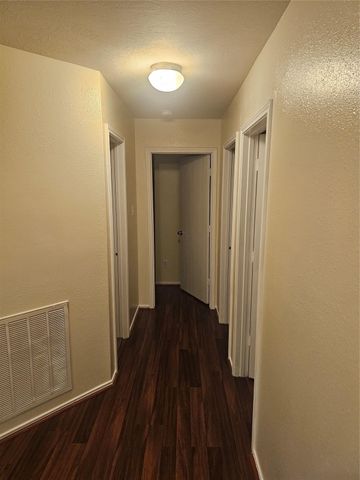 5910 Minor Street, Houston, TX 77085
