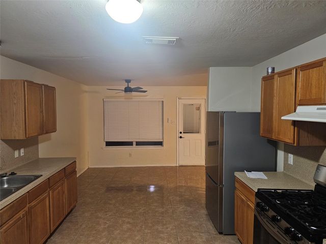 5910 Minor Street, Houston, TX 77085