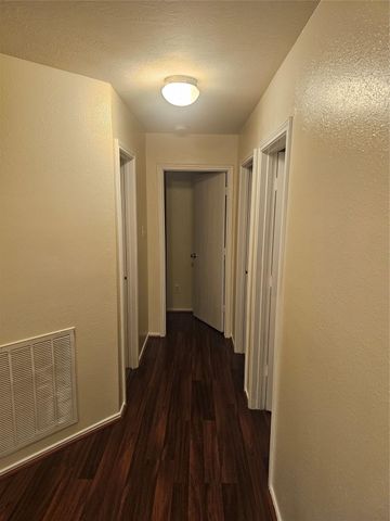 5910 Minor Street, Houston, TX 77085