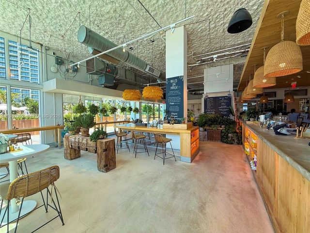 2301 Collins Ave 1525, Miami Beach, FL 33139