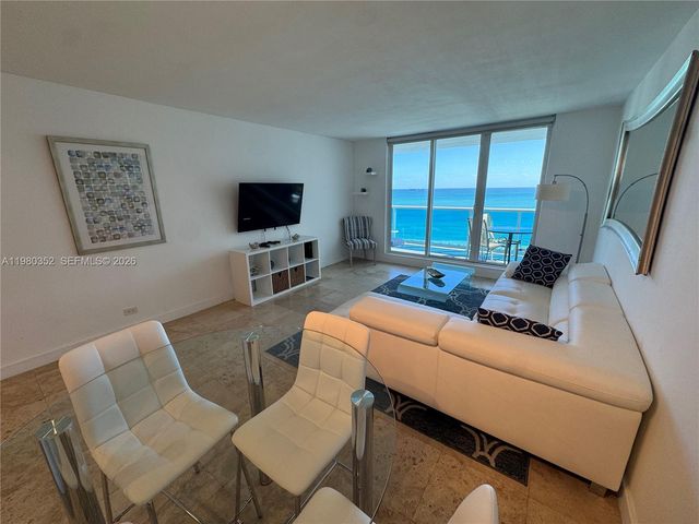 2301 Collins Ave 1525, Miami Beach, FL 33139