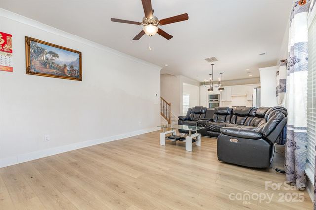 7725 Shalom Drive, Charlotte, NC 28216