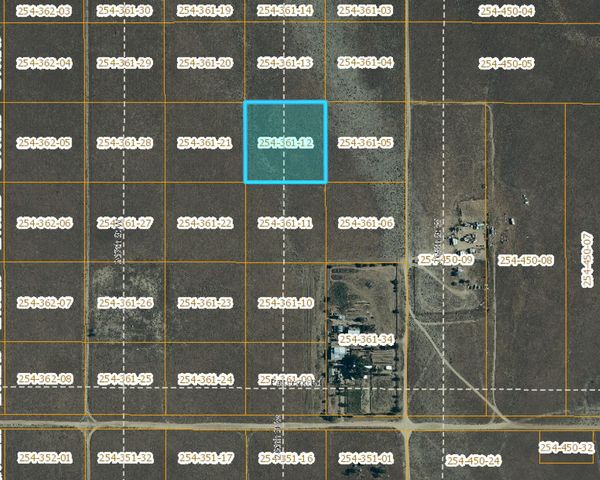 265th W Near Patterson Rd, Rosamond, CA 93560