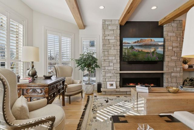 715 Rice Street E, Wayzata, MN 55391