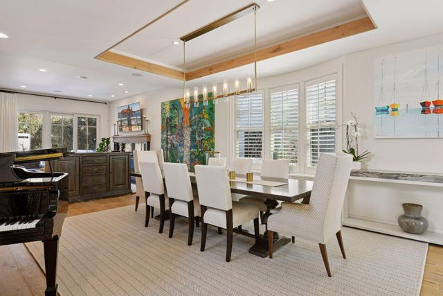 715 Rice Street E, Wayzata, MN 55391