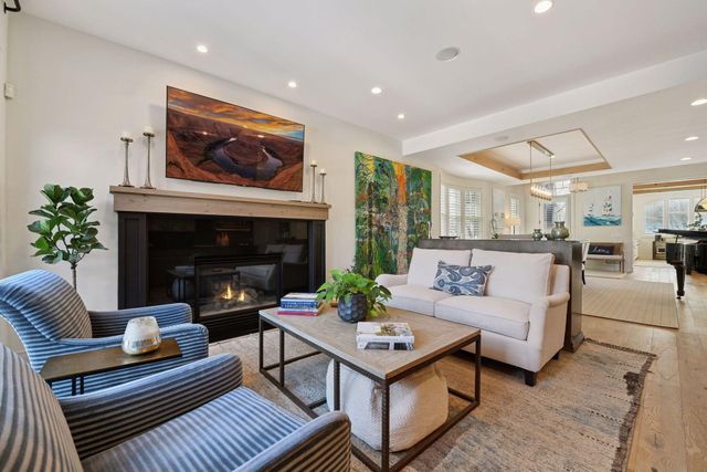 715 Rice Street E, Wayzata, MN 55391