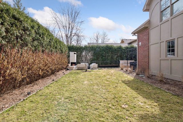 715 Rice Street E, Wayzata, MN 55391