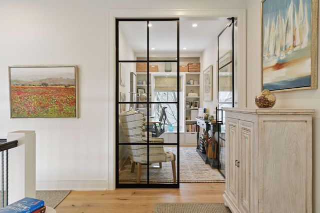 715 Rice Street E, Wayzata, MN 55391