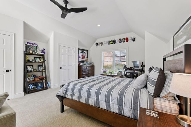 715 Rice Street E, Wayzata, MN 55391